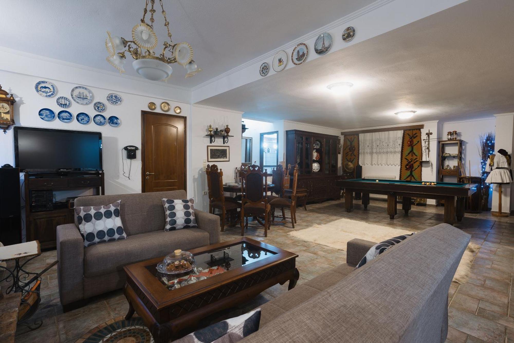 Billiard Home In Trikala Zewnętrze zdjęcie